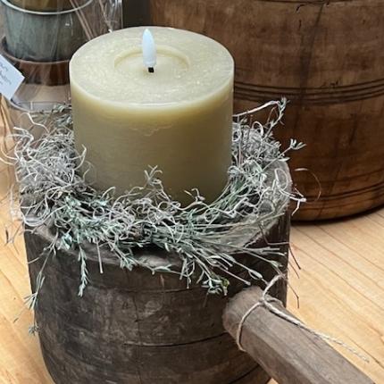Houten kandelaar recht excl deco met handvat